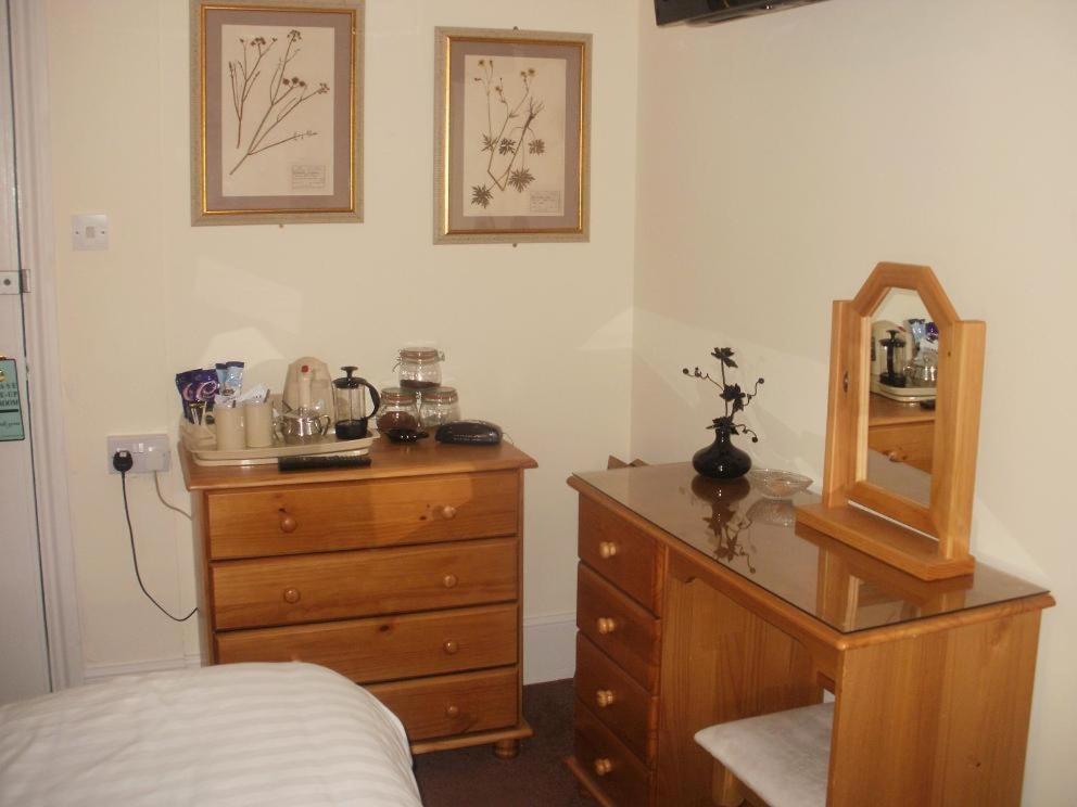 The Westfield Apartment Sandown Room photo