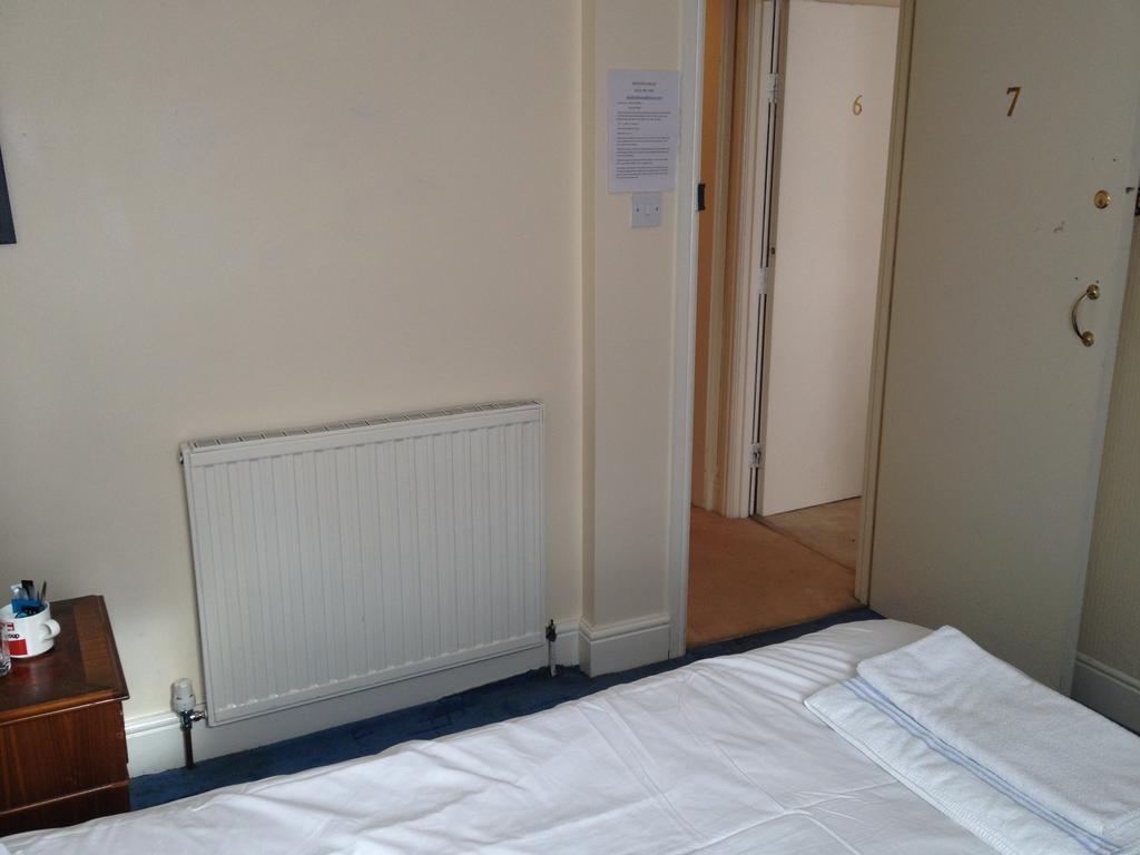 The Westfield Apartment Sandown Room photo