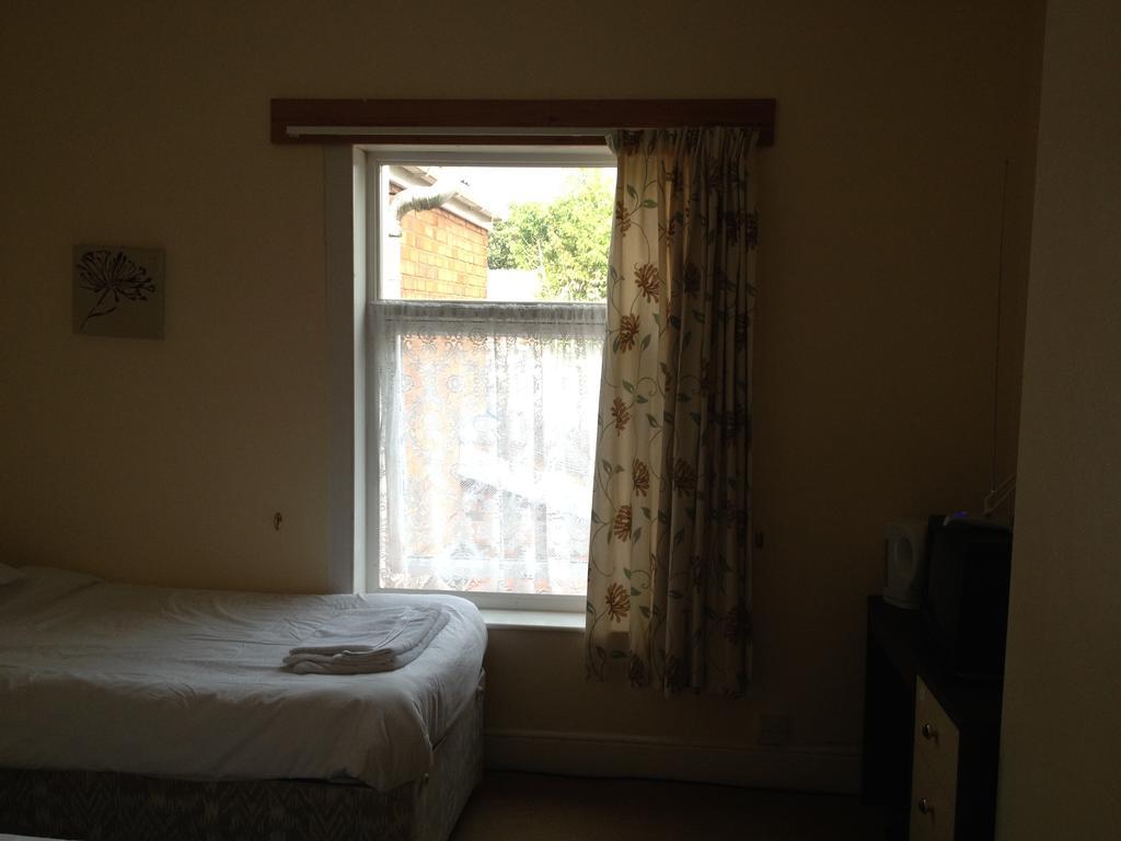 The Westfield Apartment Sandown Room photo